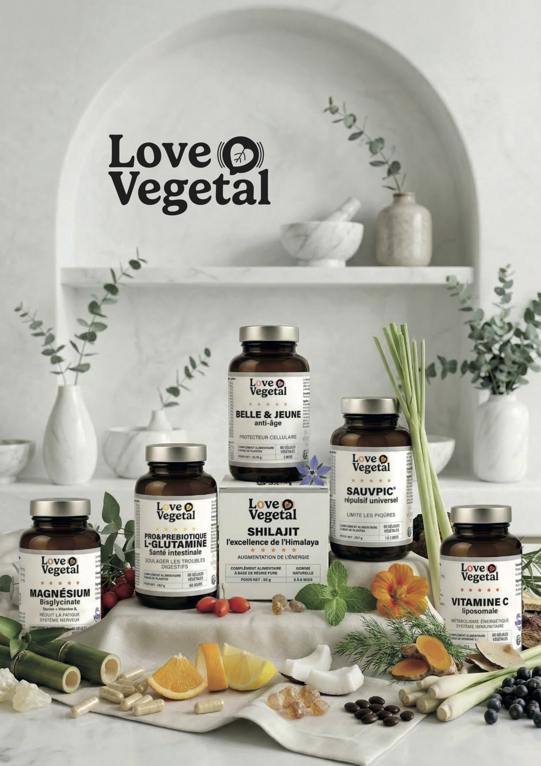 Couverture catalogue Love Vegetal 2025 — packshots lifestyle de compléments alimentaires pour la beauté et le bien-être